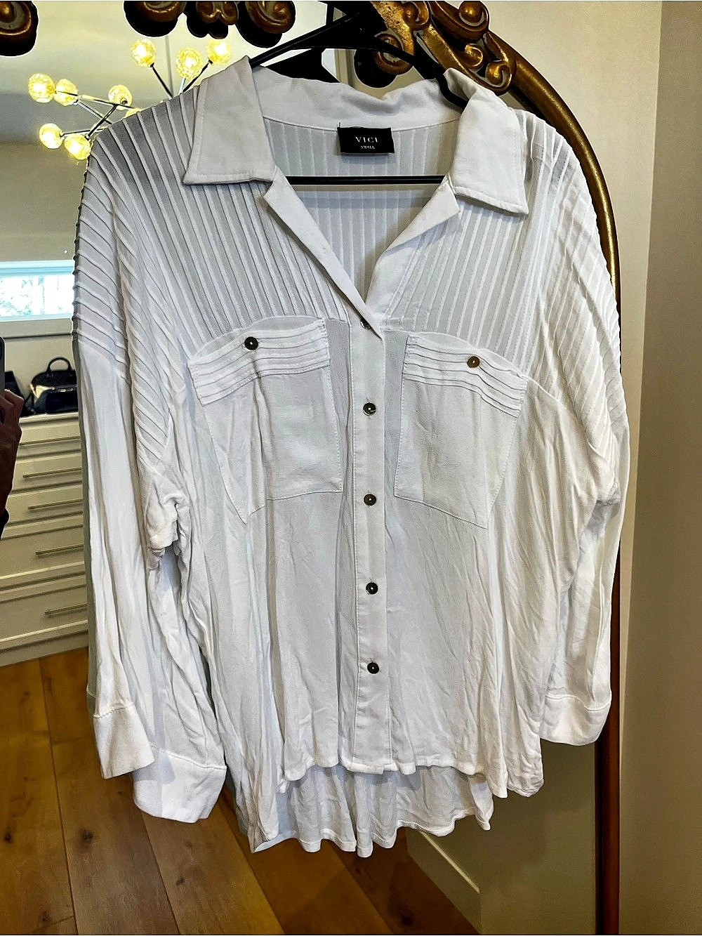 VICI White Striped Button Down Blouse Like New